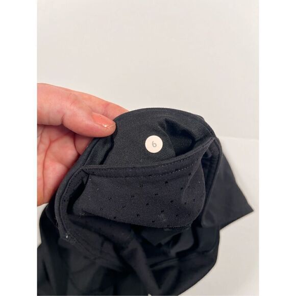 Lululemon Emerge Renewed Crop Luxtreme Legging PrismaEmbossedBlack Size 6 W6E26S - Picture 3 of 9